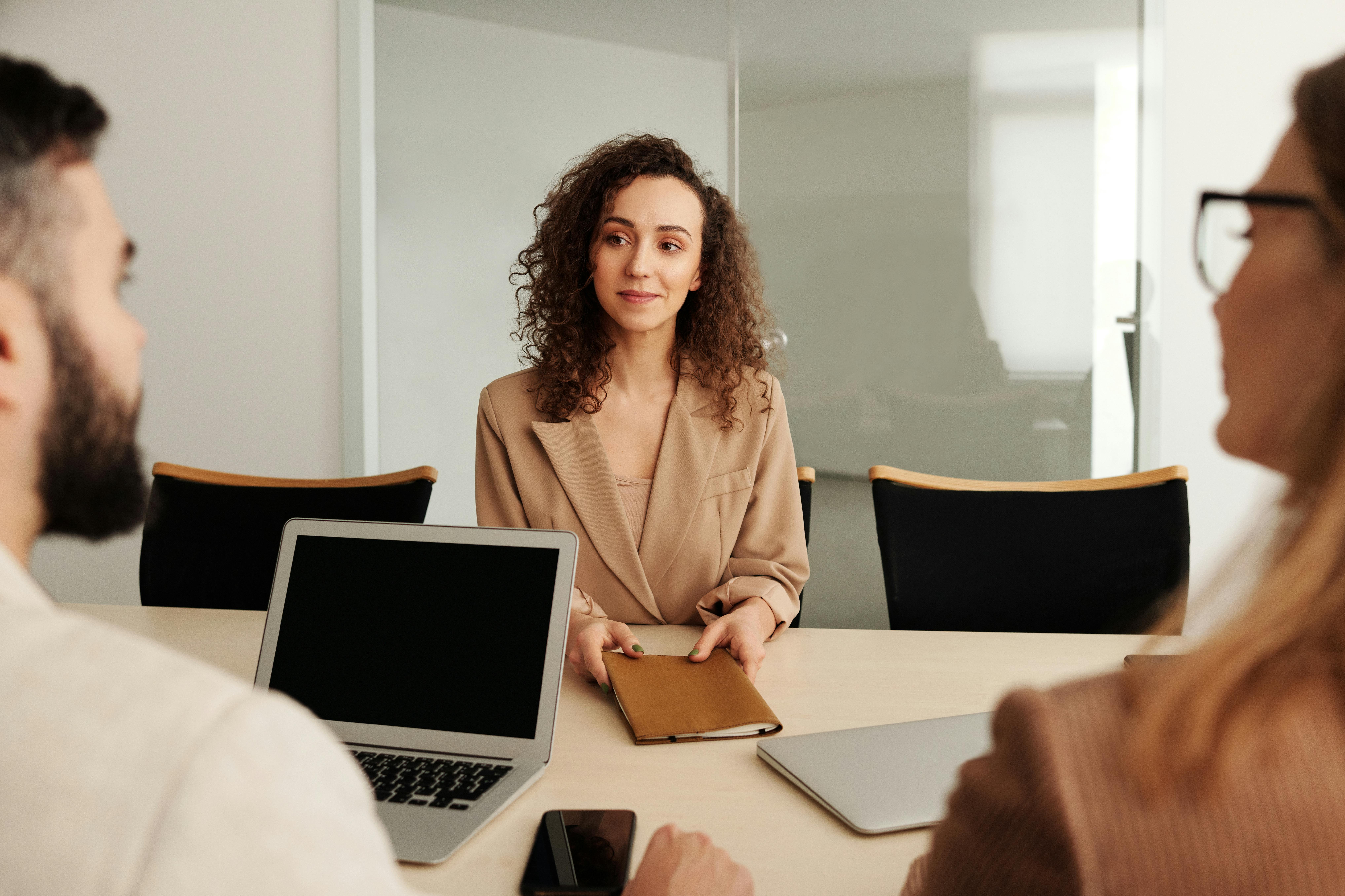 executive-recruiting-post-interview